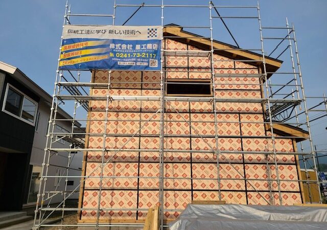 【南会津町 新築注文住宅】袖壁が映える高性能な住まい　ダブル断熱