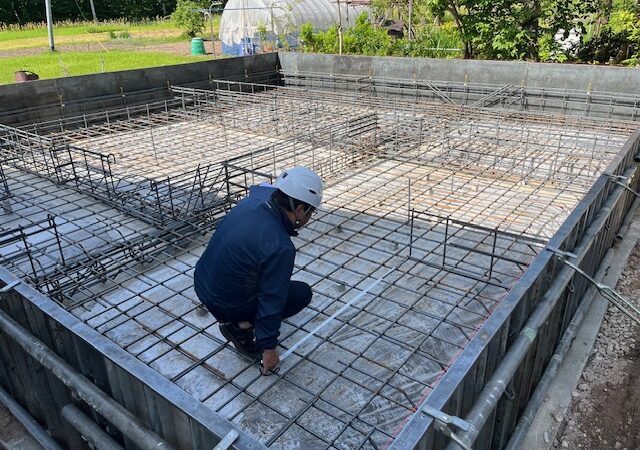 【金山町 新築注文住宅】大自然に佇むトライブリッドの住まい　配筋検査
