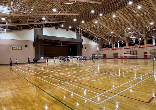 【バドミントン】クラブチームの合宿に参加