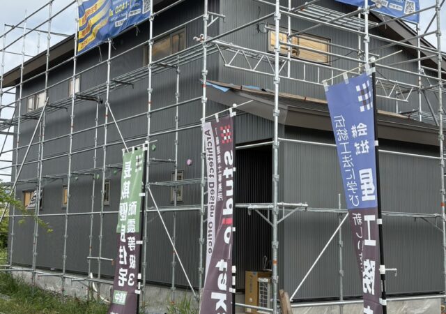 【南会津 新築注文住宅】金属製サイディング完了